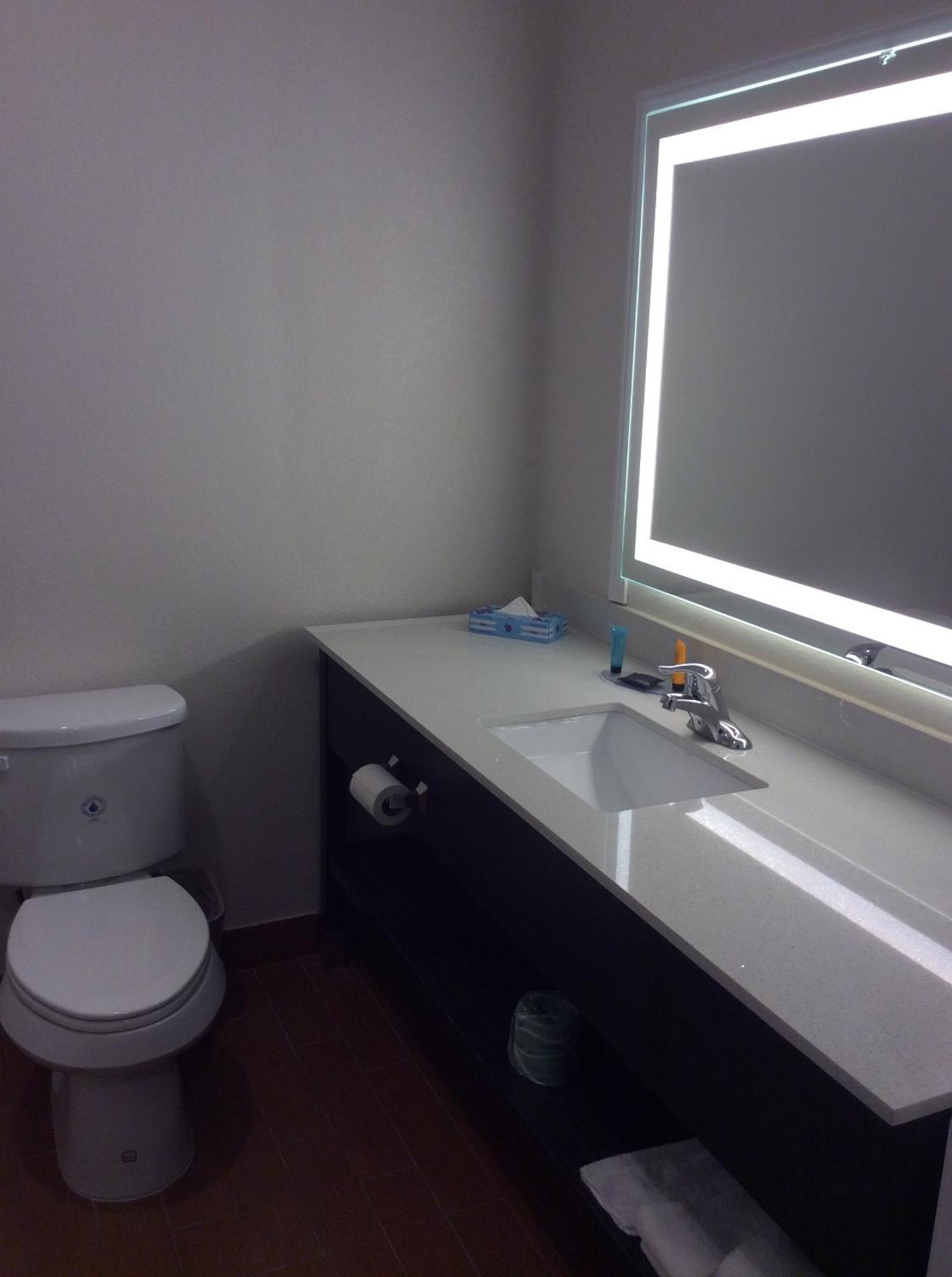 Jersey Village Regency Inn & Suites- Nw Houston المظهر الخارجي الصورة