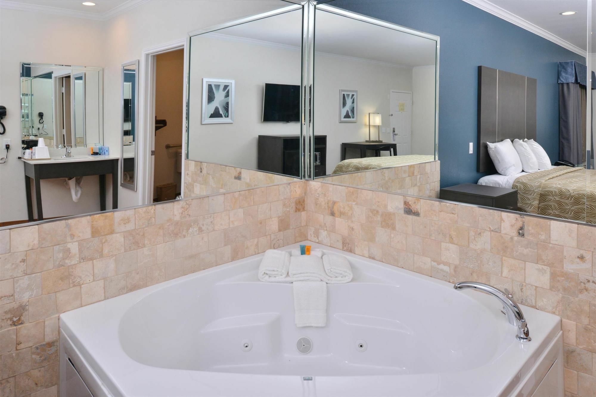 Jersey Village Regency Inn & Suites- Nw Houston المظهر الخارجي الصورة