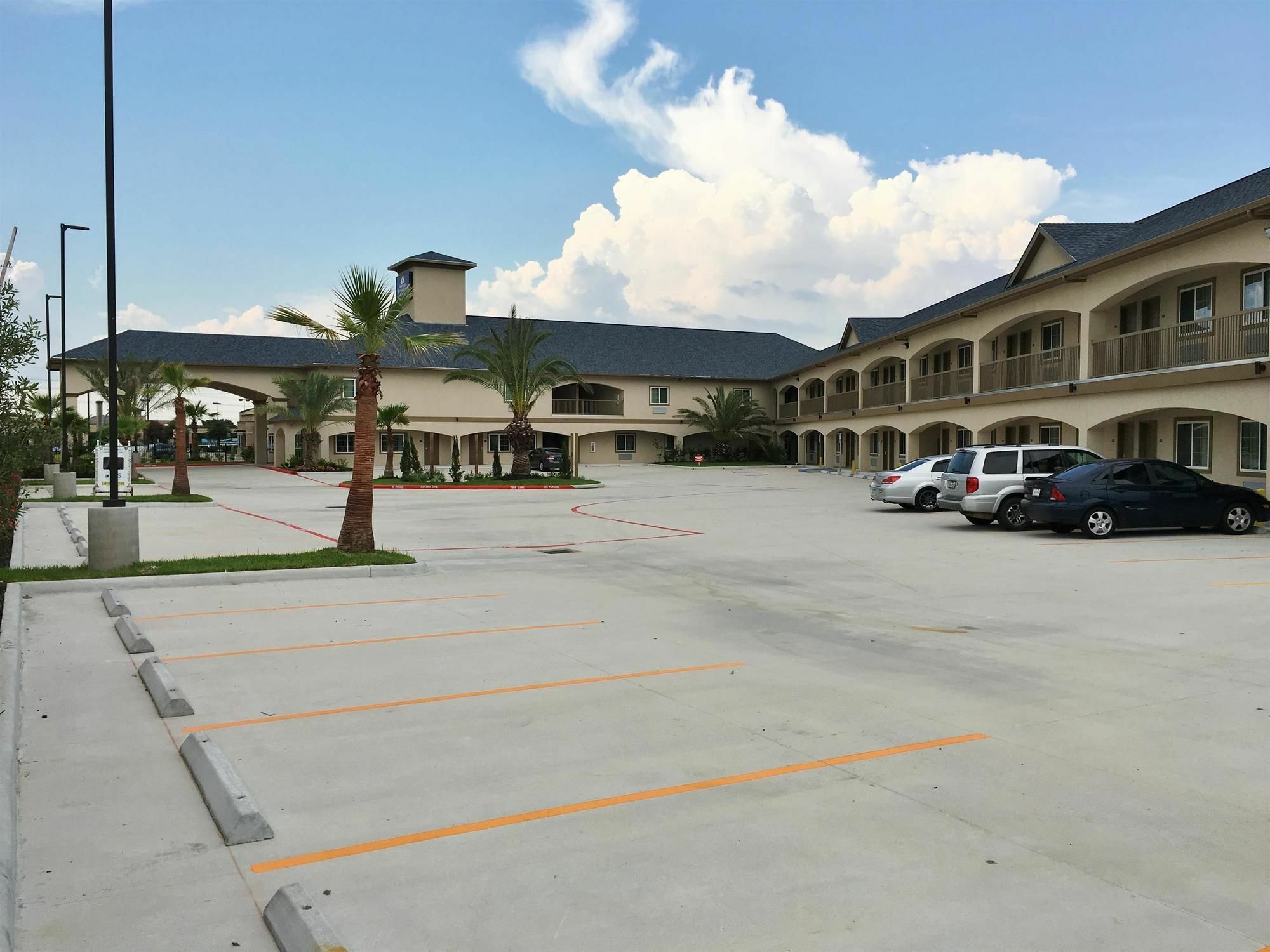 Jersey Village Regency Inn & Suites- Nw Houston المظهر الخارجي الصورة