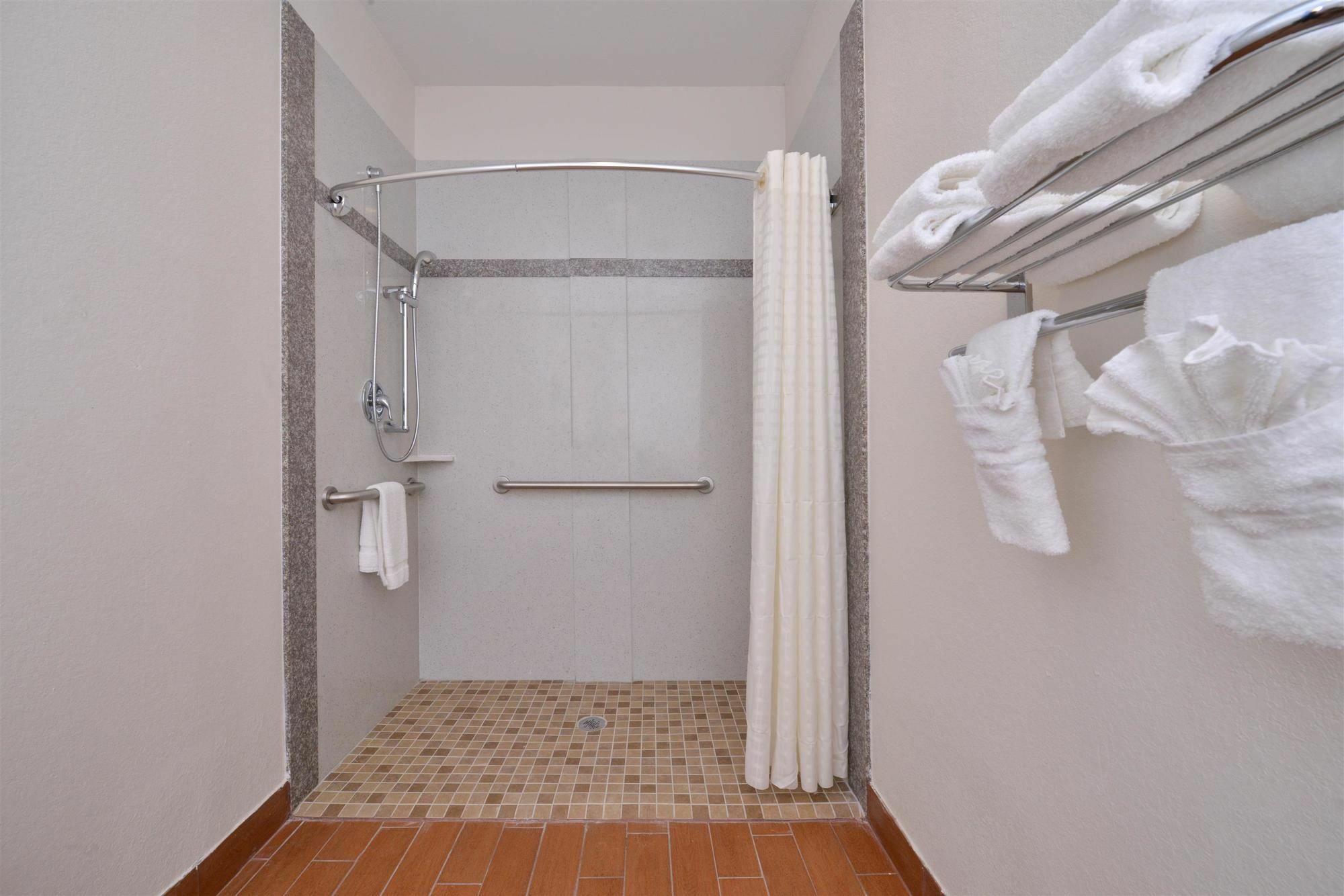 Jersey Village Regency Inn & Suites- Nw Houston المظهر الخارجي الصورة