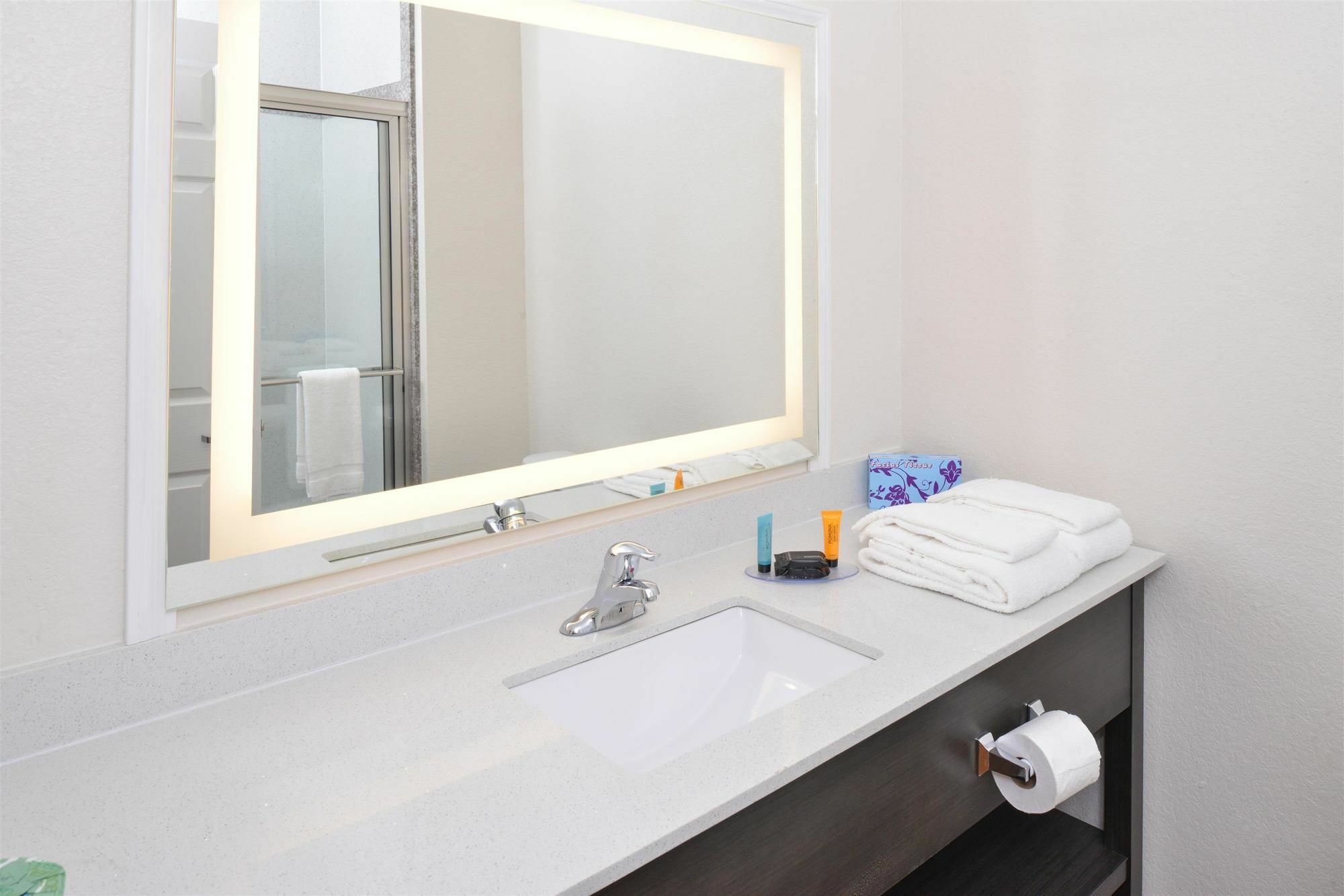 Jersey Village Regency Inn & Suites- Nw Houston المظهر الخارجي الصورة